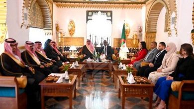 Photo de Hidaoui reçoit le vice-président de la Commission saoudienne des droits de l’Homme