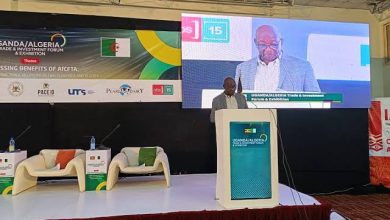 Photo de Commerce : Installation du Conseil d’affaires algéro-ougandais