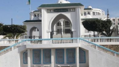 Photo de Mostaganem : Aides financières au profit des communes et des associations