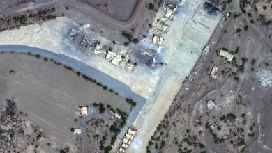 Photo de Les Etats-Unis et le Royaume-Uni frappent la ville portuaire yéménite de Hodeïdah