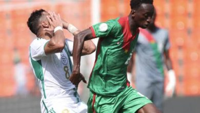Photo de Après le match Algérie-Burkina Faso : La FAF introduit une réclamation officielle contre l’arbitre de la VAR