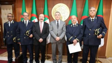 Photo de Après le mouvement partiel opéré par le président de la République : Merad préside la cérémonie d’installation des walis