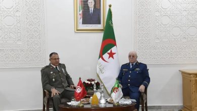 Photo de MDN : Le Général-Major Mohamed Salah Benbicha reçoit le chef d&rsquo;Etat-major de l&rsquo;Armée de Terre tunisienne